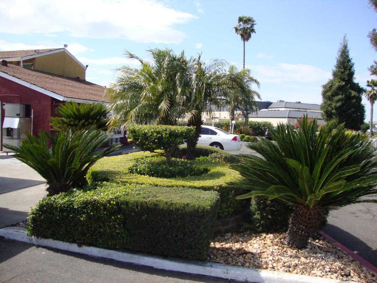 Oasis Inn Sacramento- Elk Grove Bagian luar foto